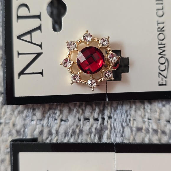 NAPIER BRAND WOMENS FASHION JEWELRY CLIP-ON EARRINGS BUNDLE - Picture 6 of 8